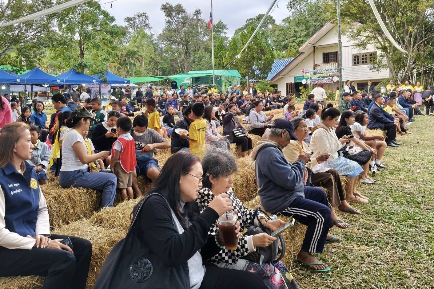 title - ส.ป.ก. ร่วมงาน เทศกาลผักอินทรีย์และของดีวังน้ำเขียว ครั้งที่ 5